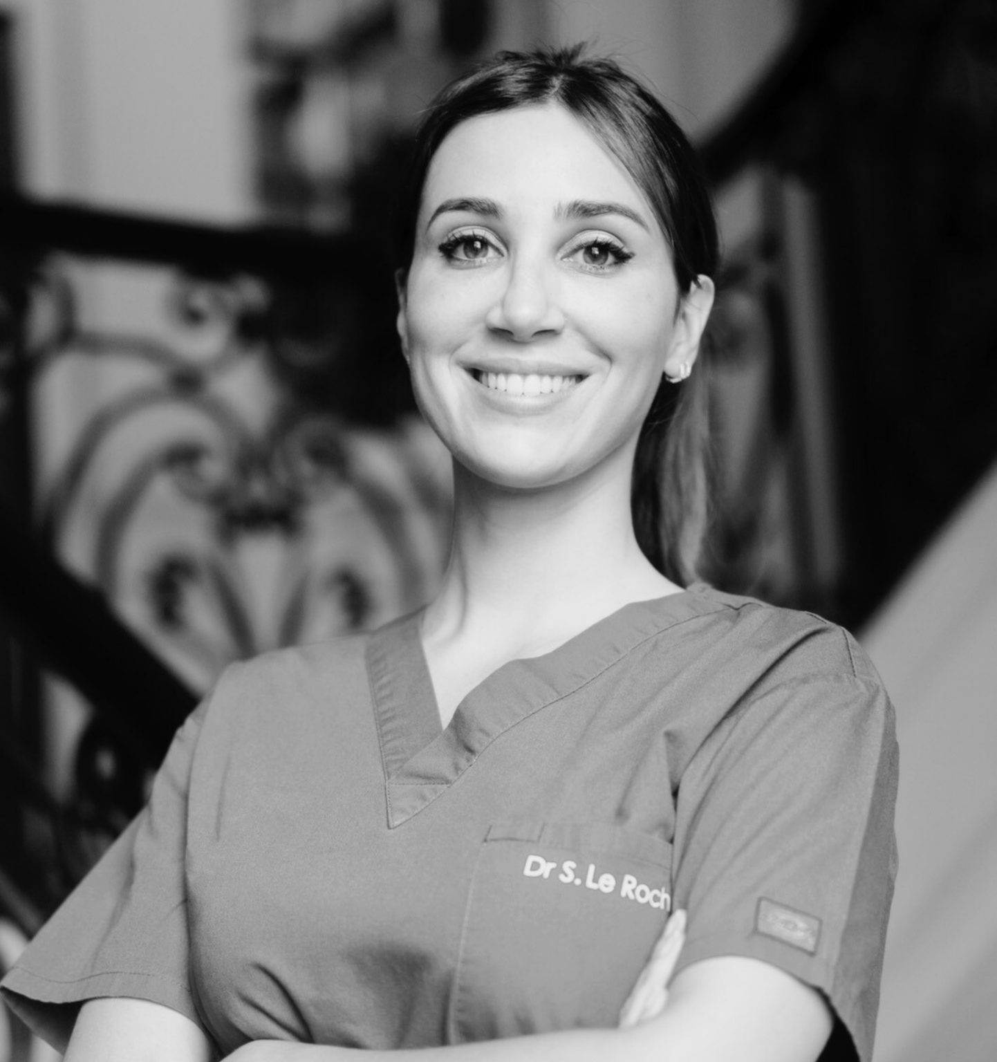 Dr Sarah Le Roch Parodontologie et Implantologie paris 16